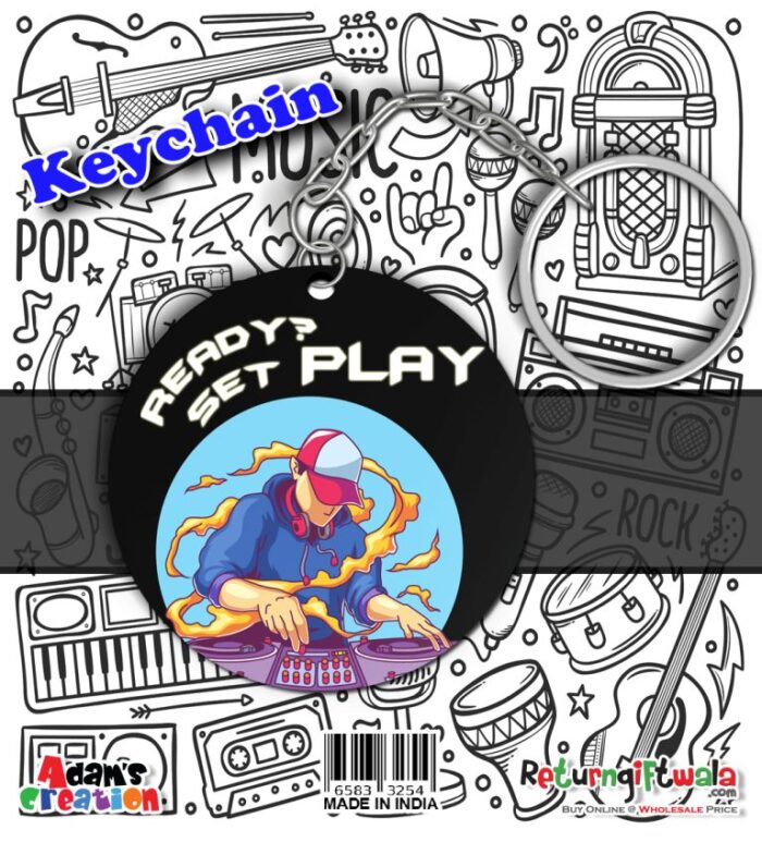 music is muy life keychian for music theme